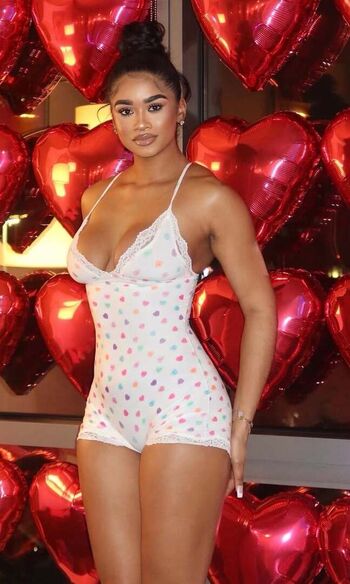Full leaked Alana walker private photo
