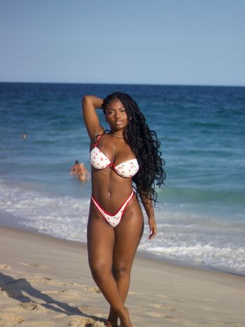 Full leaked Alanah bombom private photo