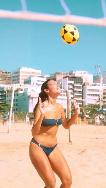 Full leaked Alane dias private photo