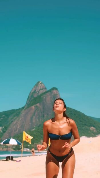 Full leaked Alane dias private photo