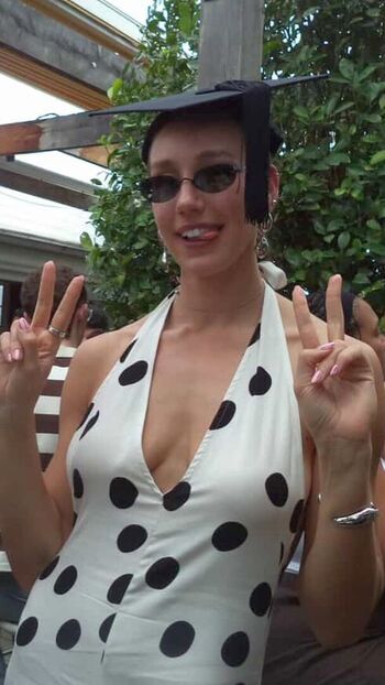 Full leaked Alanna smith private photo