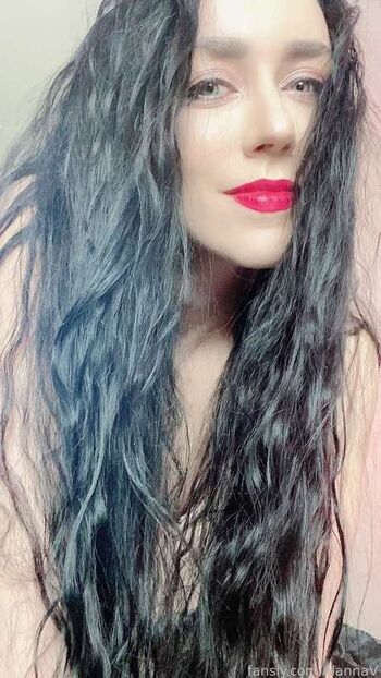 Alanna_V