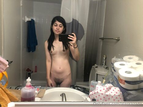 Full leaked Alaskazade private photo