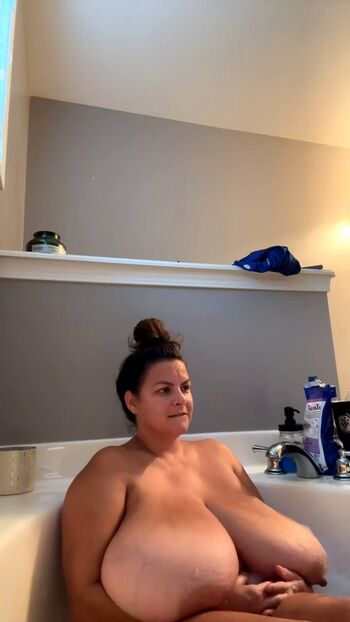 Full leaked Alaura grey private photo