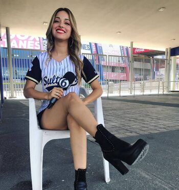 Full leaked Ale valencia page private photo