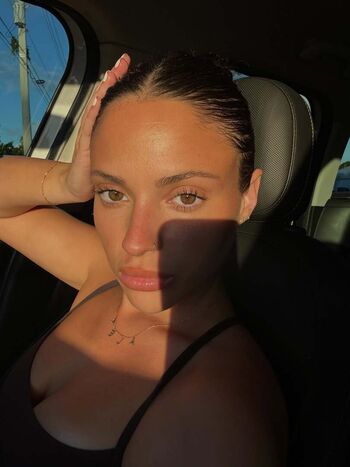 Full leaked Aleaarose private photo