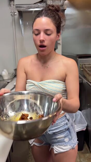 Full leaked Aleaarose private photo