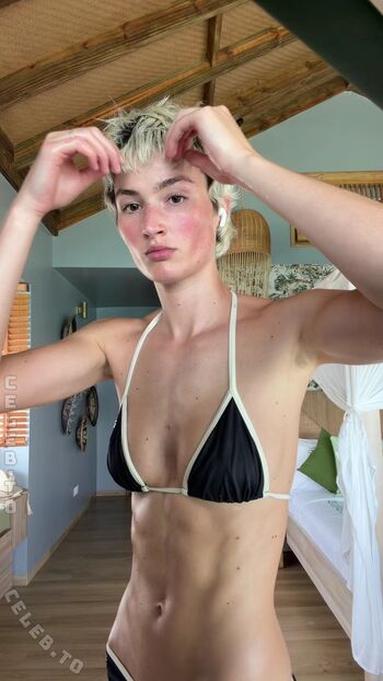 Full leaked Aleandrafrerk private photo