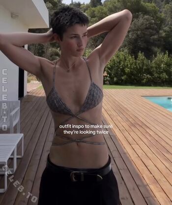 Full leaked Aleandrafrerk private photo