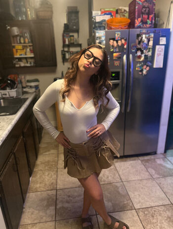 Full leaked Aleebby private photo