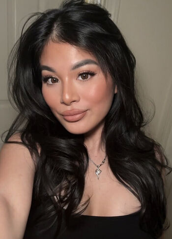 Full leaked Aleenatran private photo