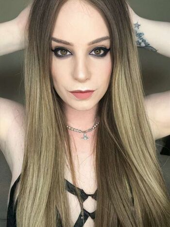 Full leaked Alektrya private photo