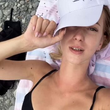 Full leaked Alenilann private photo