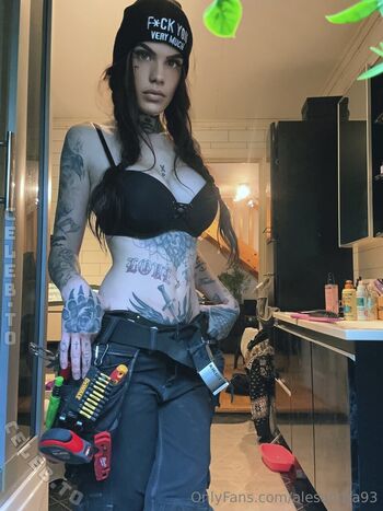 Alesandra93