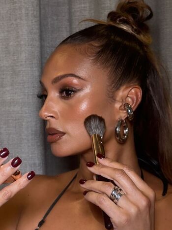 Full leaked Alesha dixon private photo