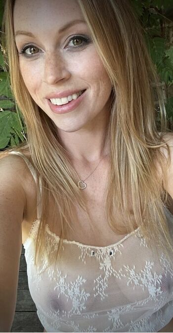 Full leaked Alex sim wise private photo