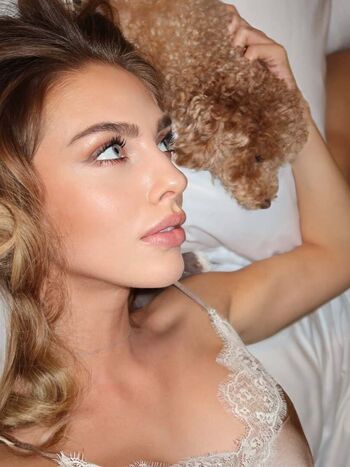 Full leaked Alexa breit  page private photo