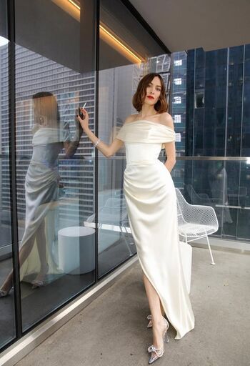 Full leaked Alexa chung page private photo