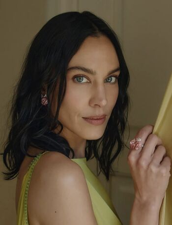 Alexa Chung