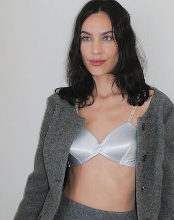 Full leaked Alexa chung page private photo