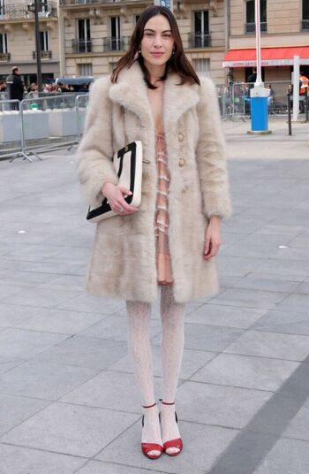 Full leaked Alexa chung private photo