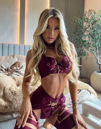 Full leaked Alexa collins private photo