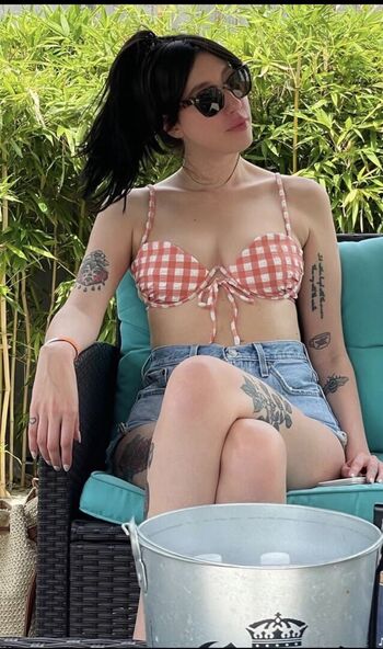 Full leaked Alexaanne page private photo