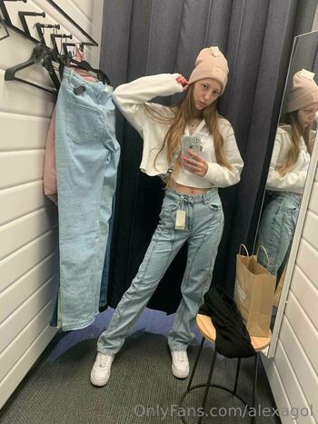 Full leaked Alexagol private photo