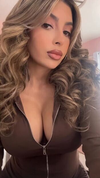 Full leaked Alexalovemodel page private photo