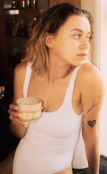 Full leaked Alexandra pfeifer private photo