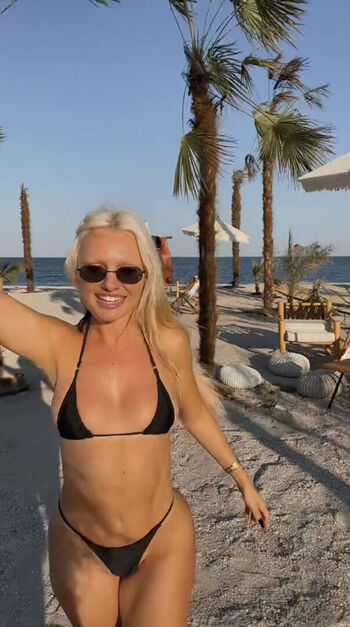 Full leaked Alexandra stan private photo