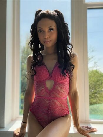 Full leaked Alexaskye private photo