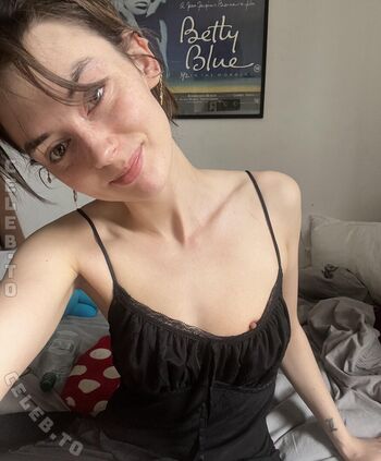 Full leaked Alexia burns page private photo