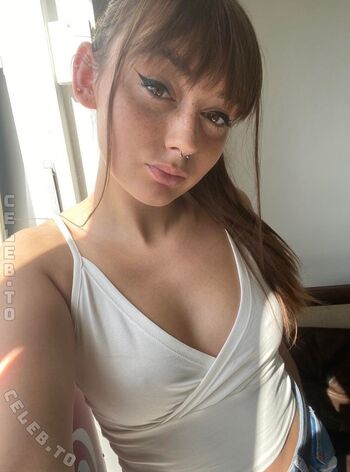 Full leaked Alexia burns private photo