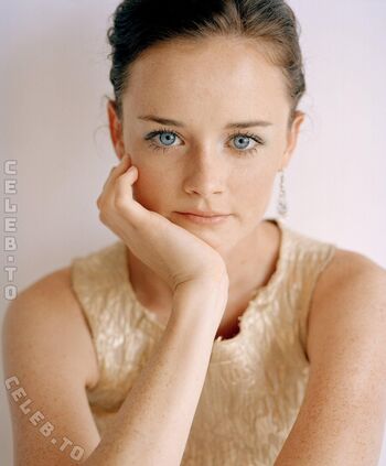 Full leaked Alexis bledel private photo