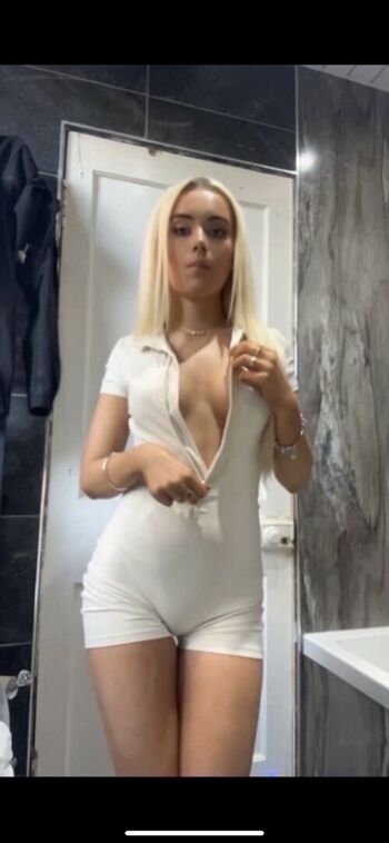 Full leaked Alexis finlay private photo