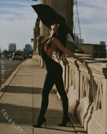 Full leaked Alexis ren page private photo