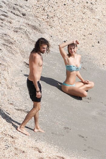 Full leaked Alexis ren page private photo