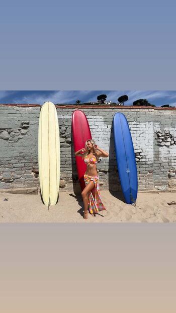 Full leaked Alexis ren page private photo