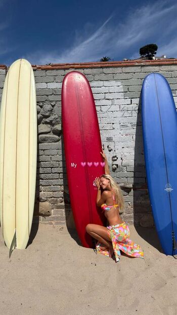Full leaked Alexis ren  page private photo