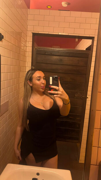 Full leaked Alexis s private photo