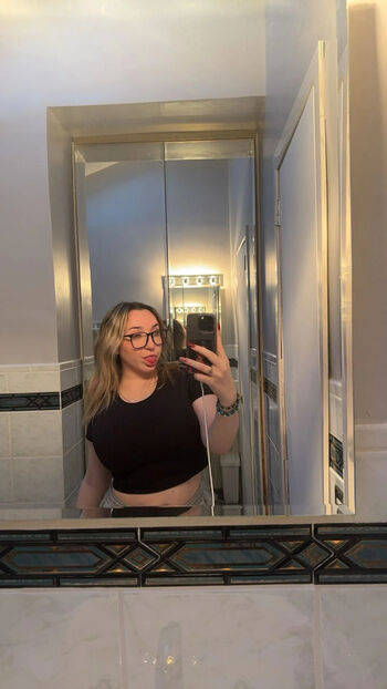 Full leaked Alexis s private photo