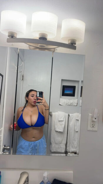 Full leaked Alexis s private photo