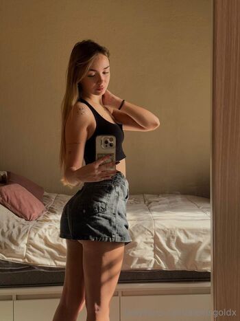 Full leaked Alexisgoldx private photo