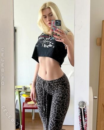 Full leaked Aleyna tilki private photo
