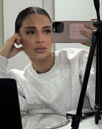 Full leaked Aleynaoezcan private photo