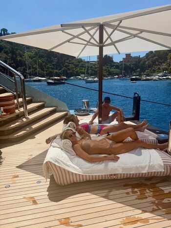 Full leaked Ali larter private photo