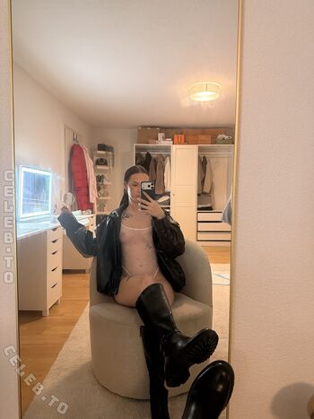 Full leaked Aliabaddie private photo