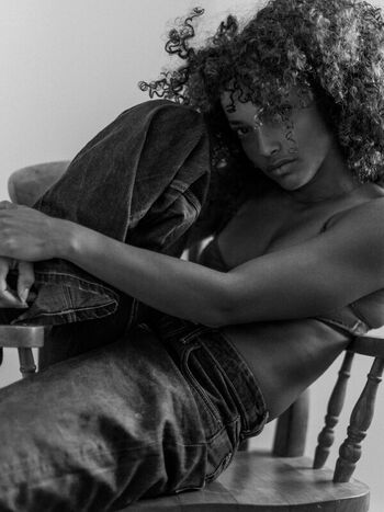 Full leaked Aliana king page private photo