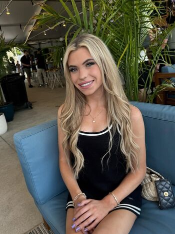 Full leaked Alibites private photo
